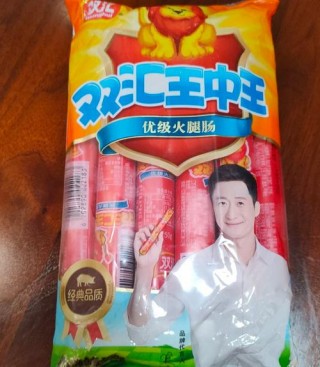 猫咪可以吃火腿肠吗，猫咪可以吃什么？