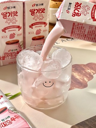 狗狗能喝草莓酸奶吗？狗狗可以吃草莓味酸奶吗（最新）