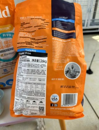 猫咪吃哪种猫粮好，猫咪吃什么样的猫粮好呢？