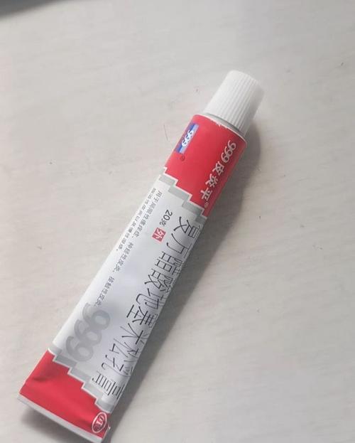 人用的皮炎平可以给狗狗用吗