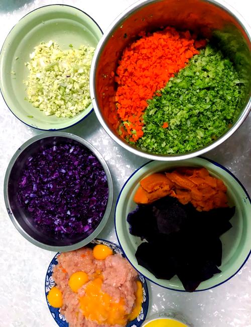 怎么用鸡胸肉和胡萝卜给狗狗做吃的啊