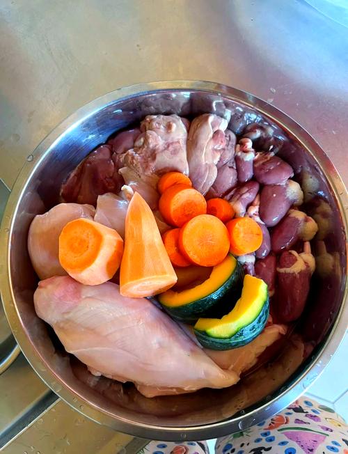 45天小狗狗粮吃一个馍馍行吗?