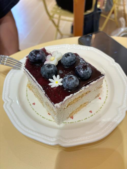 狗狗可以吃蛋糕吗